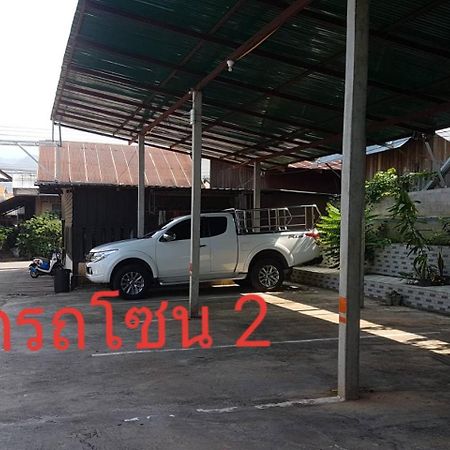 Hotel Boondee House à Mae Hong Son Extérieur photo