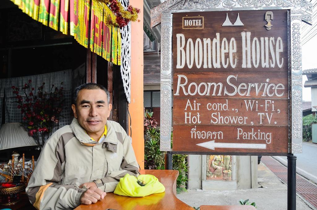 Hotel Boondee House à Mae Hong Son Extérieur photo