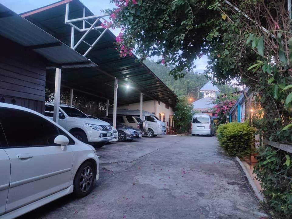 Hotel Boondee House à Mae Hong Son Extérieur photo