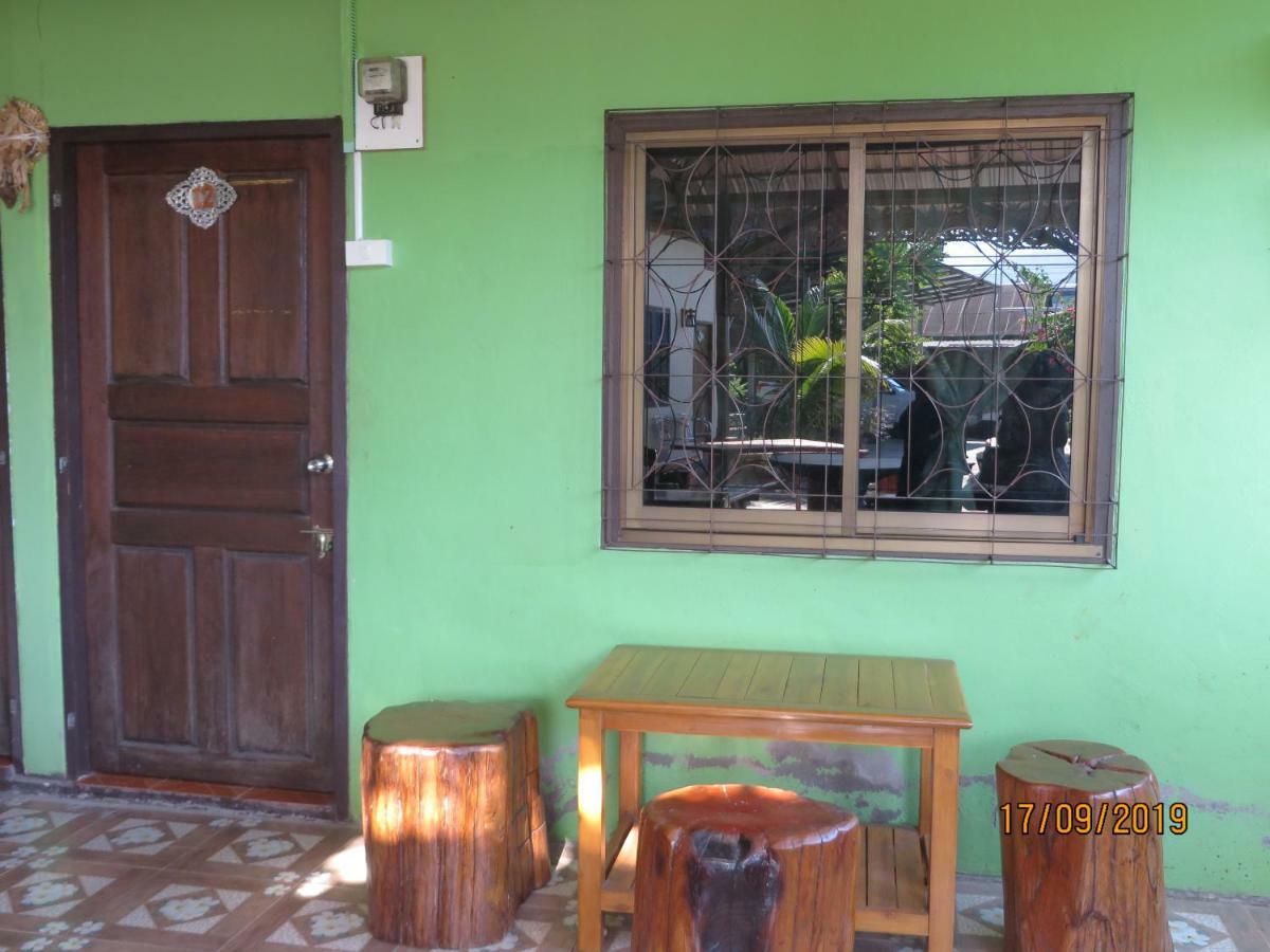 Hotel Boondee House à Mae Hong Son Extérieur photo