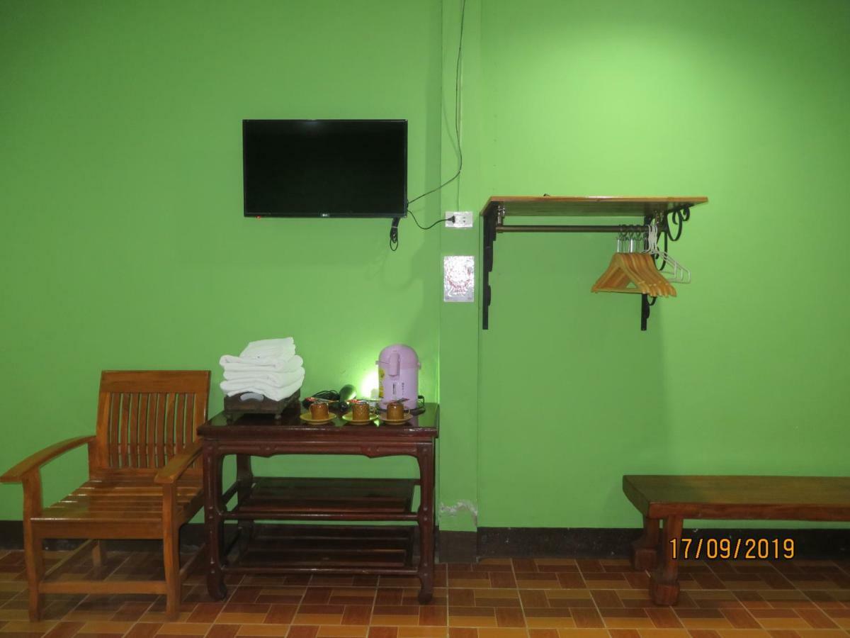 Hotel Boondee House à Mae Hong Son Extérieur photo
