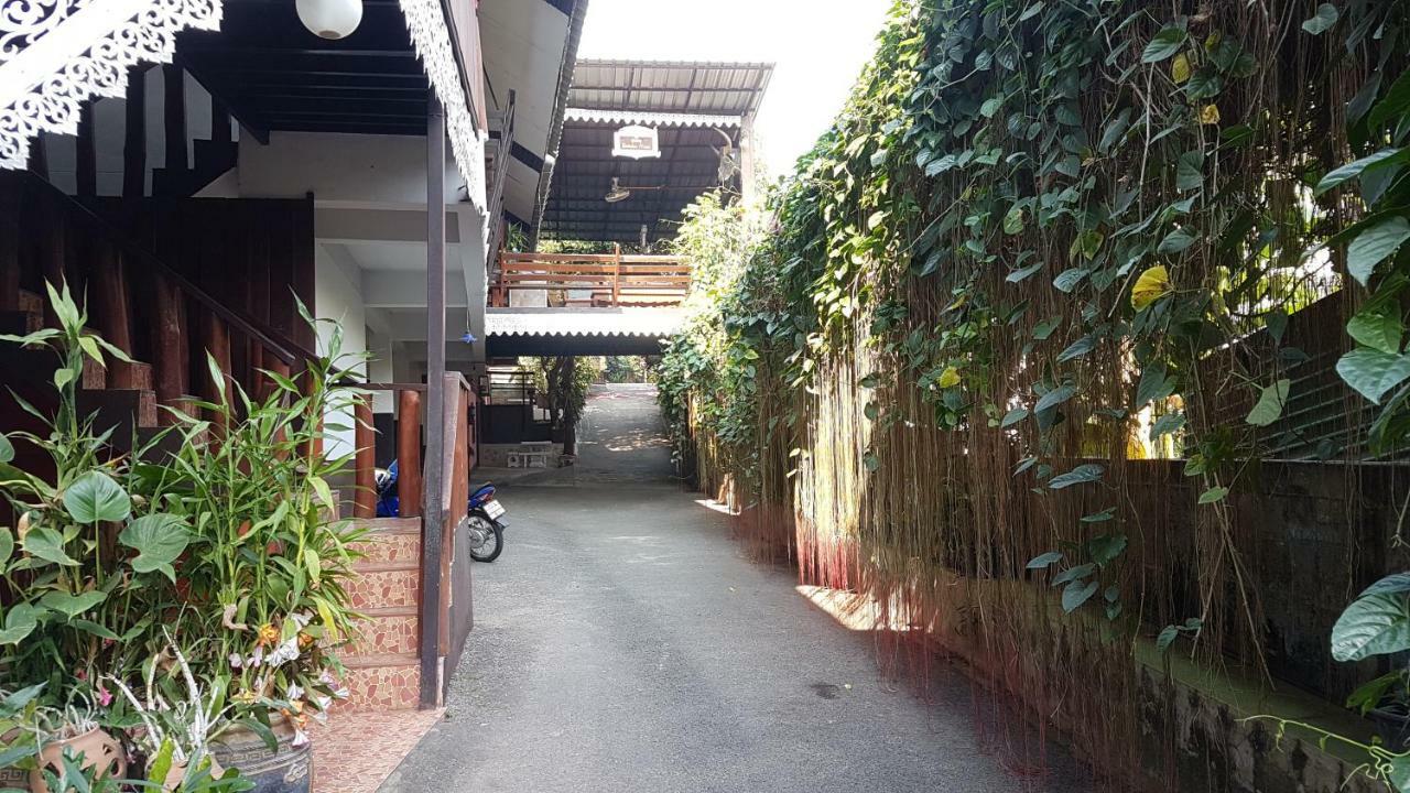 Hotel Boondee House à Mae Hong Son Extérieur photo