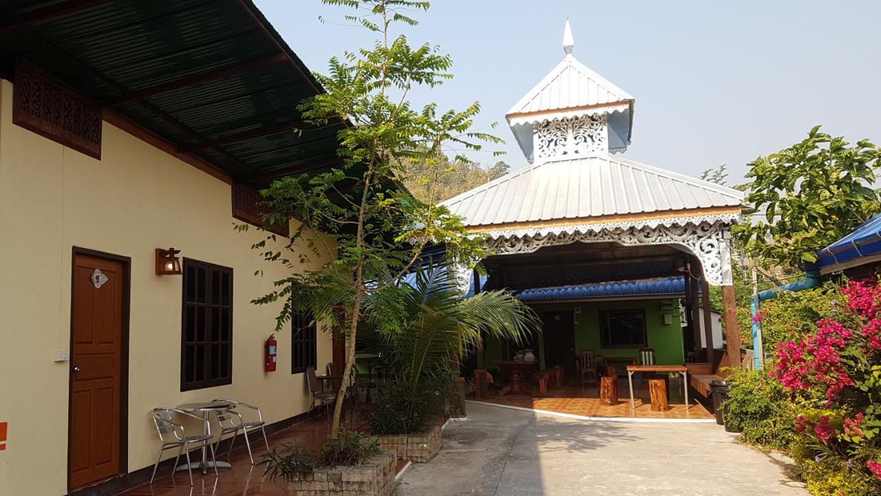Hotel Boondee House à Mae Hong Son Extérieur photo