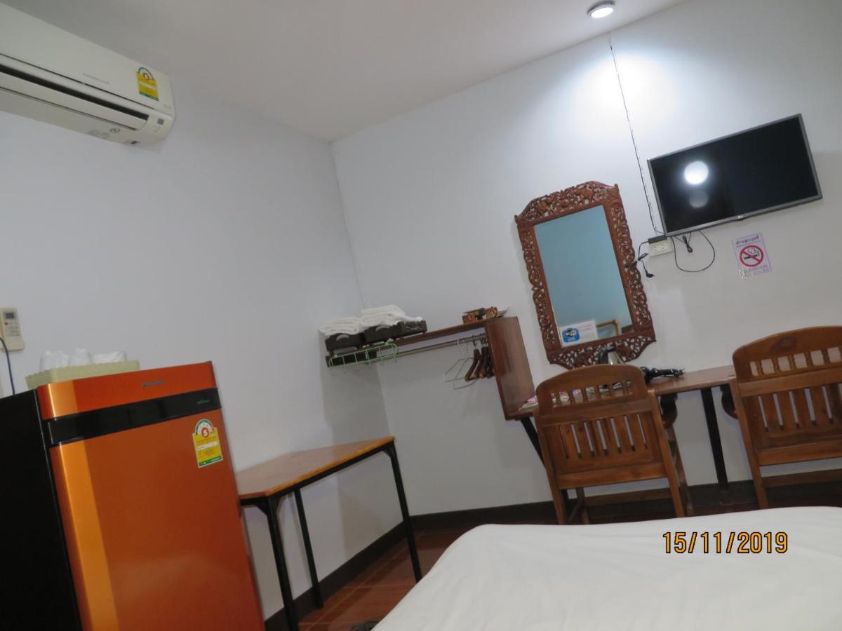 Hotel Boondee House à Mae Hong Son Extérieur photo