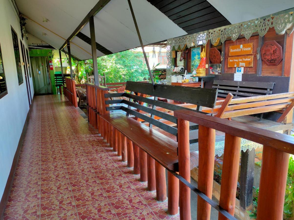 Hotel Boondee House à Mae Hong Son Extérieur photo