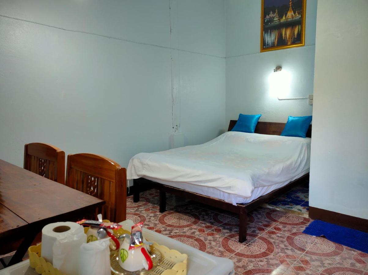 Hotel Boondee House à Mae Hong Son Extérieur photo